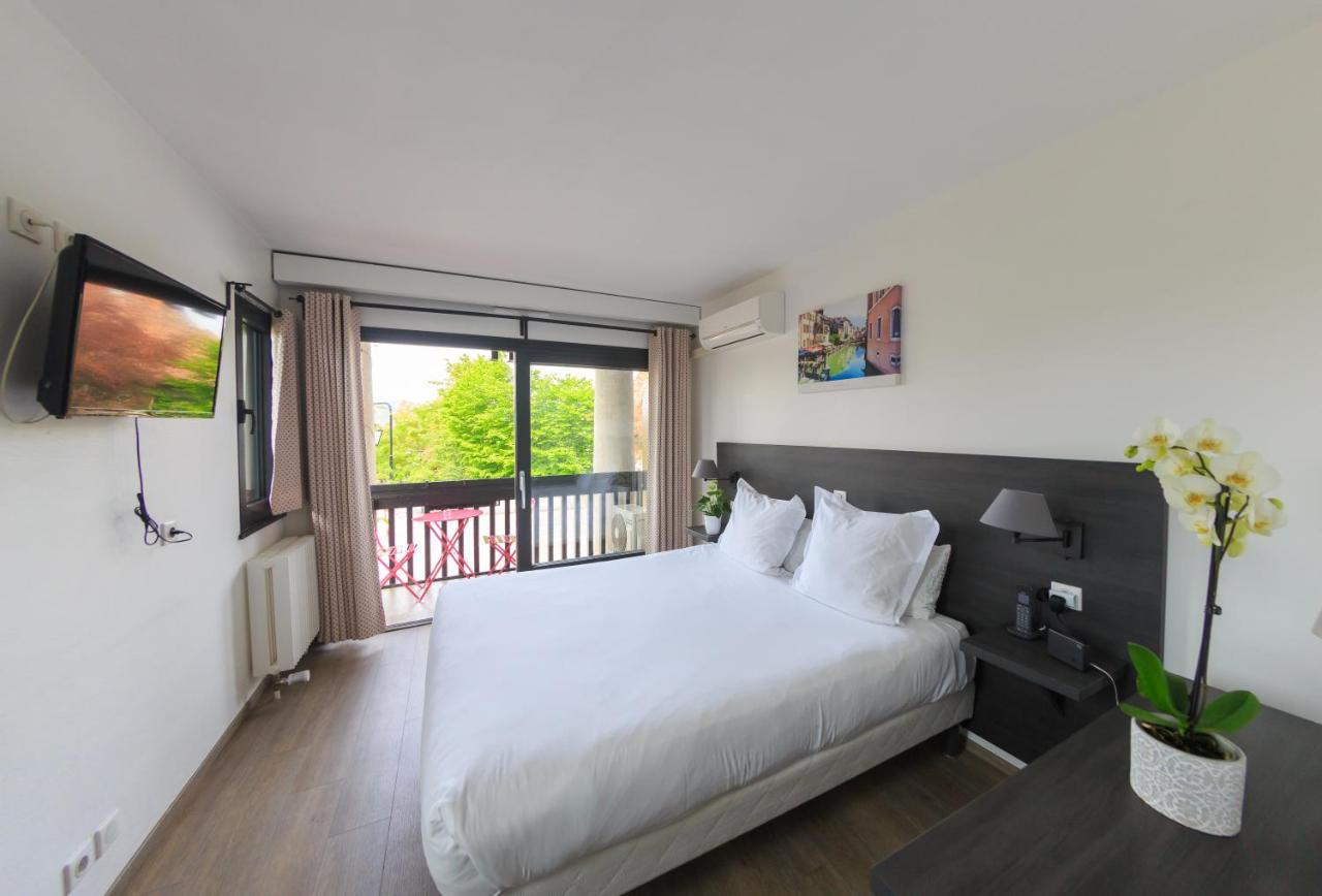 Logis Hotel Annecy Nord / Argonay Eksteriør billede